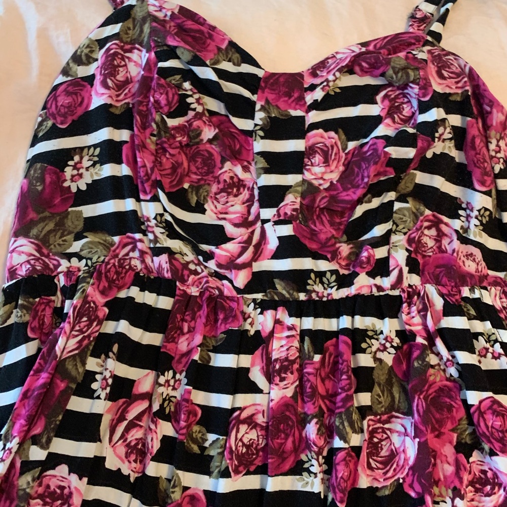 2 sundresses Sz 1 (14-16). $20for 1 or  2 for $30 - Picture 3 of 3